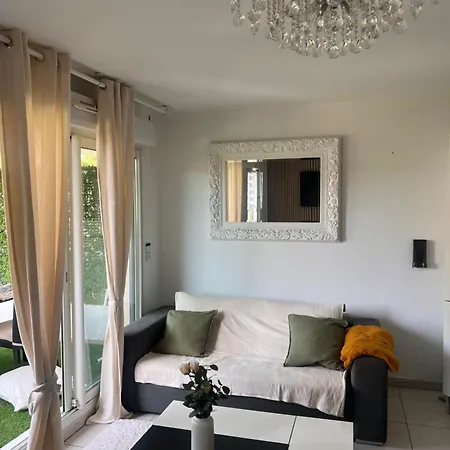 Renove , Climatise, Terrasse, Parking En Sous Sol *