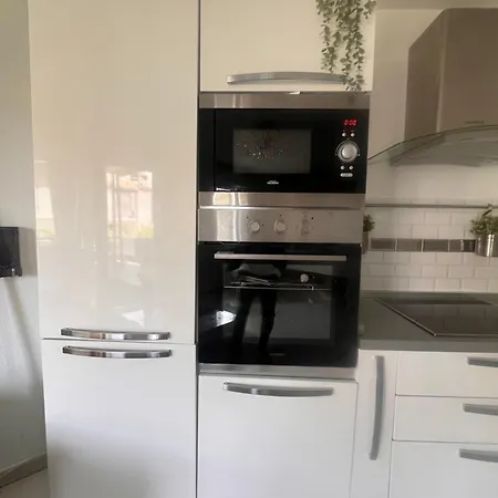 Renove , Climatise, Terrasse, Parking En Sous Sol *